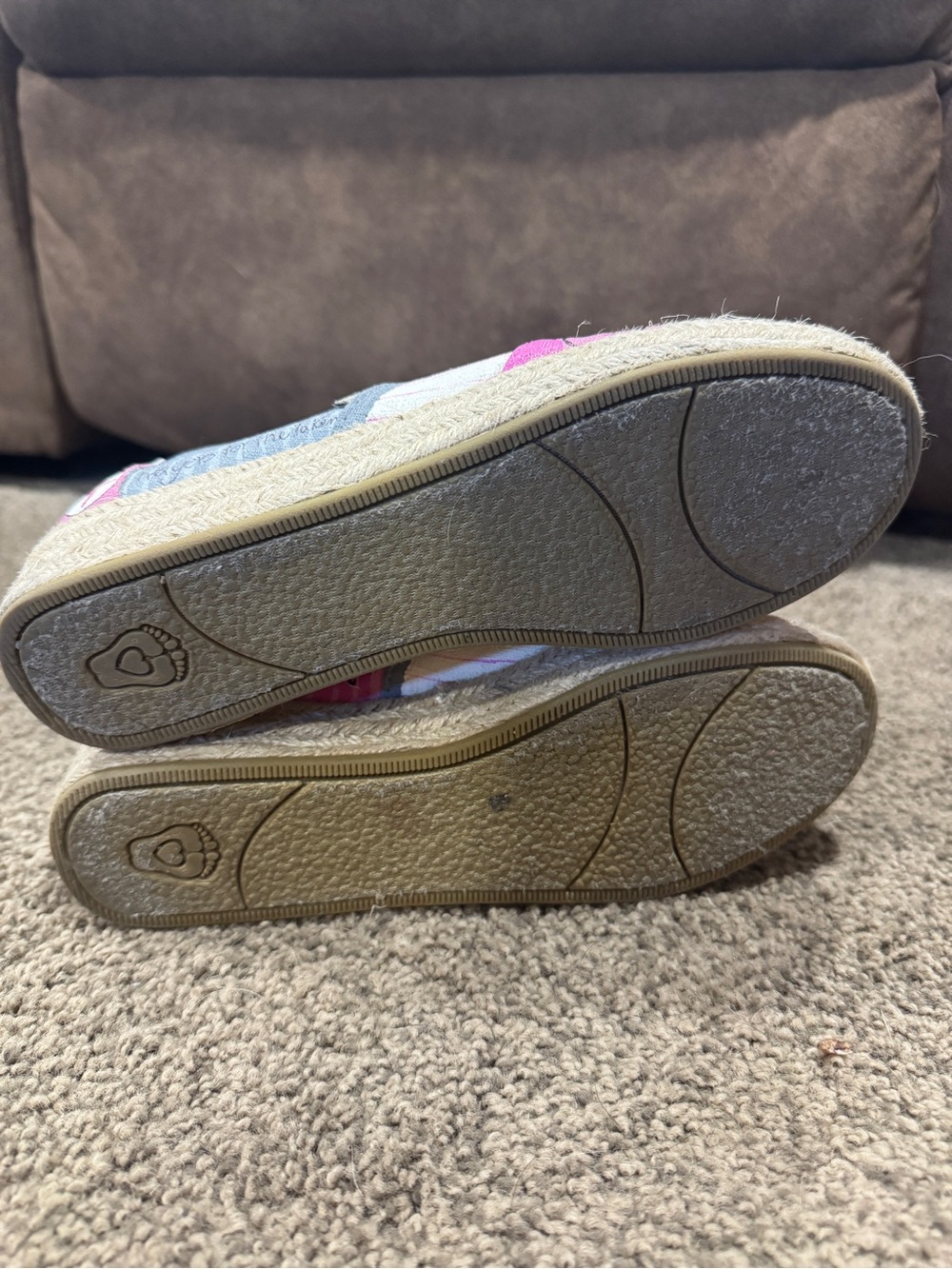 Skechers BOBS Custom Art Breast Cancer Supporter Slip-Ons - Picture 6 of 7